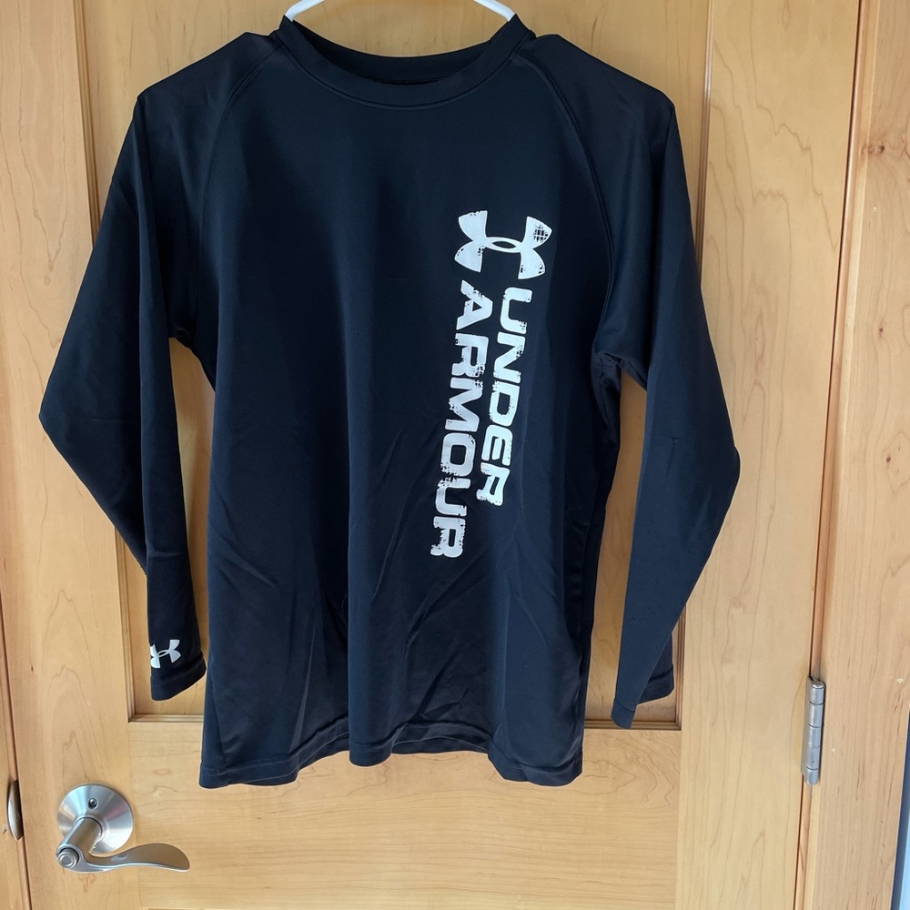 Under Armour Boy’s Athletic Long Sleeve